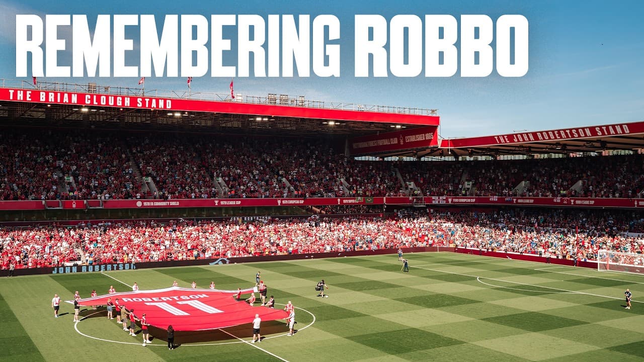 Celebrating the renaming of The John Robertson Stand. 🏟️