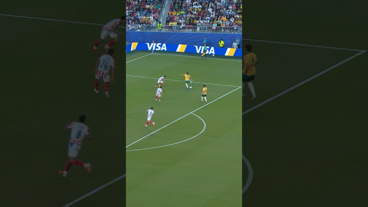 Gill stops Australia’s attempt for Paraguay 🇵🇾 #FIFAWorldCupOnYT